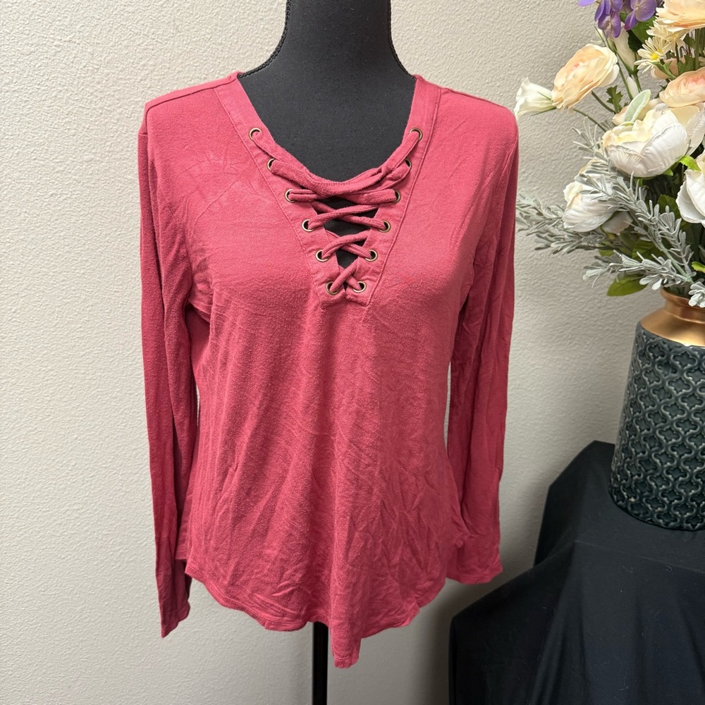 Mudd Burgundy Lace-Up Long Sleeve Top L – Soft Casual Fall Boho Tee